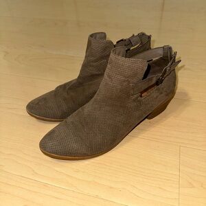 Women's Brown Ankle Boots